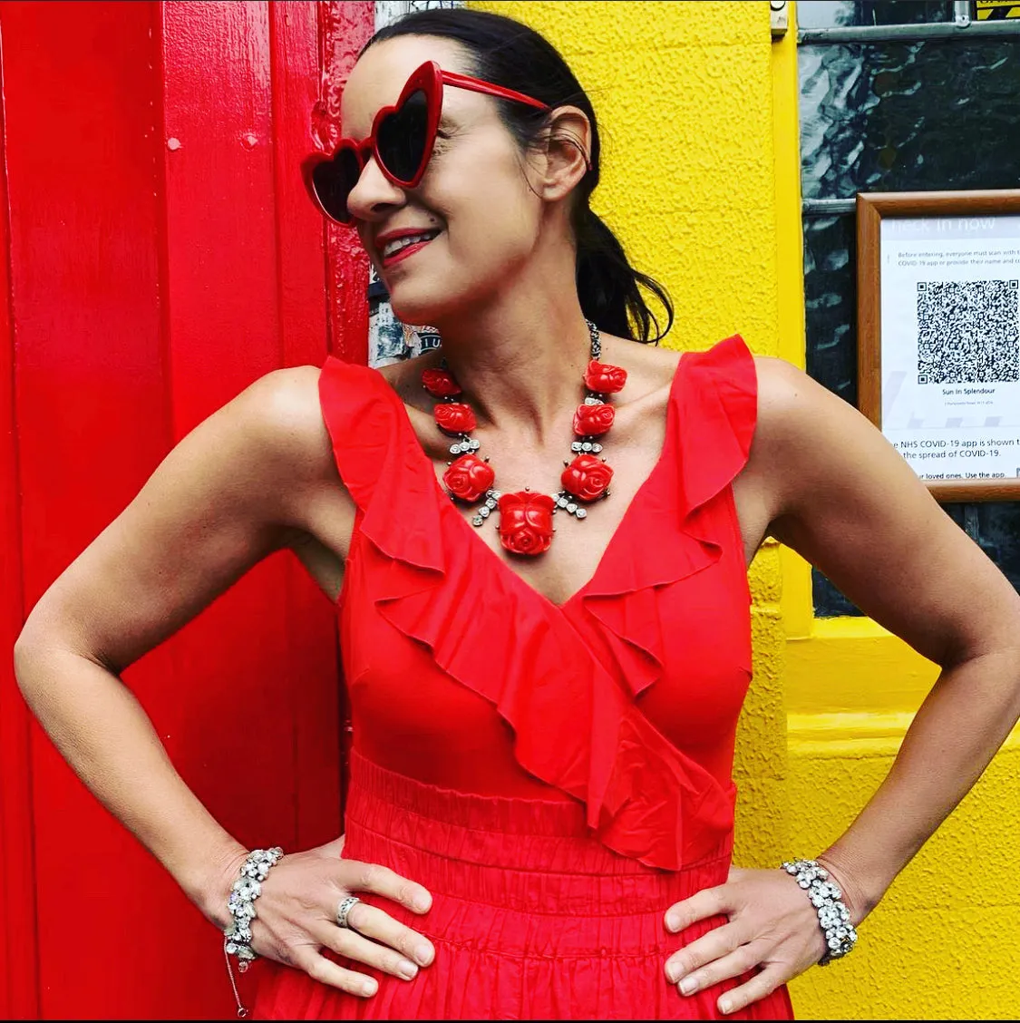 Oscar De La Renta Red Roses Tulips Necklace